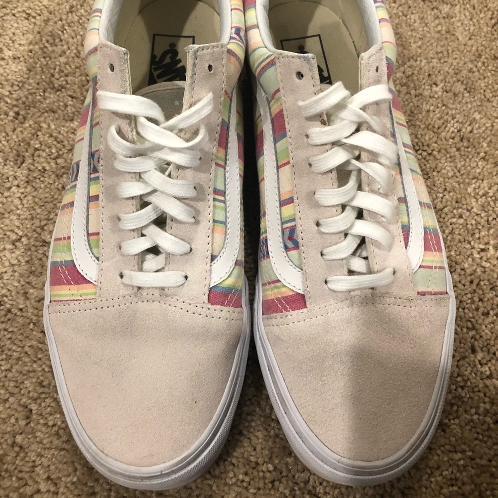 Vans (Aztec print with suede) Wmn 10.5/Men 9